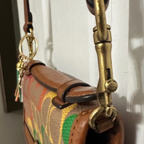 Coach Rainbow Signature Shoulder Bag - Picture 3 of 13